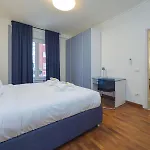 Spacious 2bdr With Balcony Arco-sempione Area, By Rentopolis ميلان