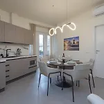 Spacious 2bdr With Balcony Arco-sempione Area, By Rentopolis شقة