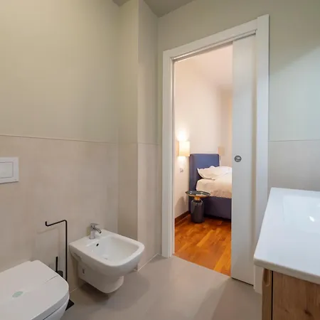 Spacious 2bdr With Balcony Arco-sempione Area, By Rentopolis Apartmán