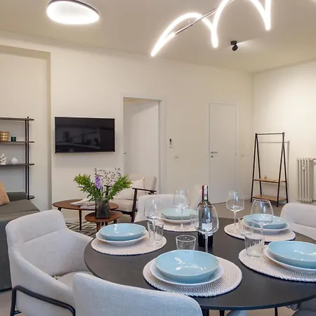Spacious 2bdr With Balcony Arco-sempione Area, By Rentopolis Apartmán