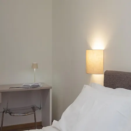 Spacious 2bdr With Balcony Arco-sempione Area, By Rentopolis Apartmán *