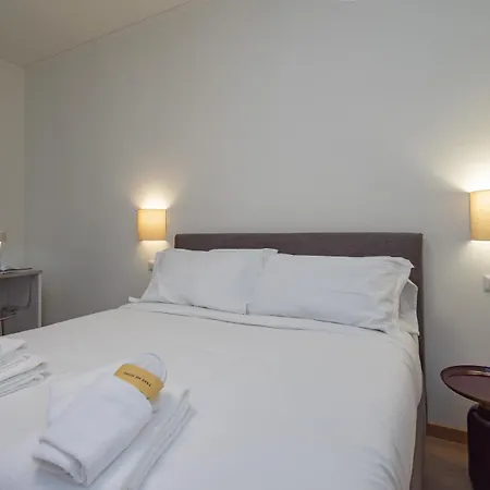 Apartmán Spacious 2bdr With Balcony Arco-sempione Area, By Rentopolis Milán