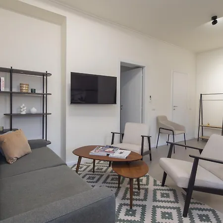 Apartmán Spacious 2bdr With Balcony Arco-sempione Area, By Rentopolis Milán