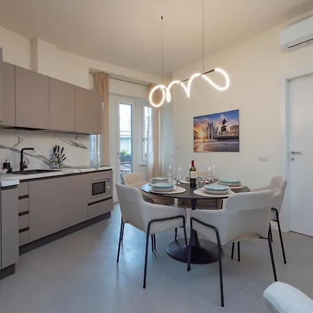 Spacious 2bdr With Balcony Arco-sempione Area, By Rentopolis アパート