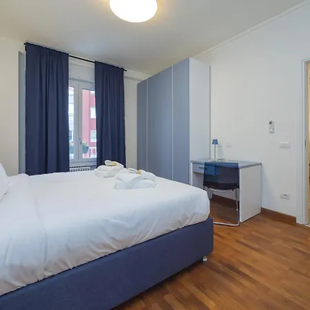 Spacious 2bdr With Balcony Arco-sempione Area, By Rentopolis ミラノ